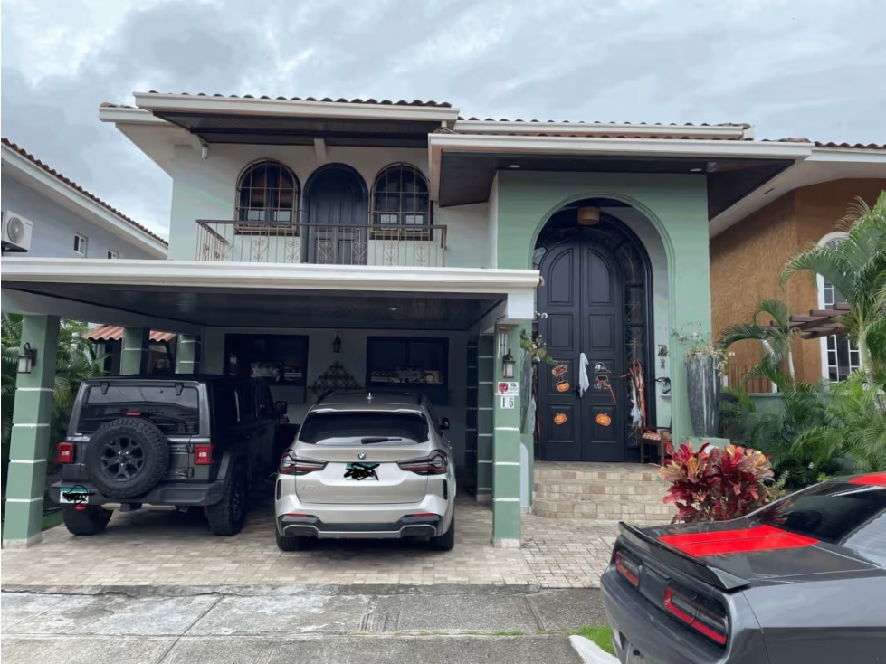 VENTA CASA VILLAS DEL GOLF