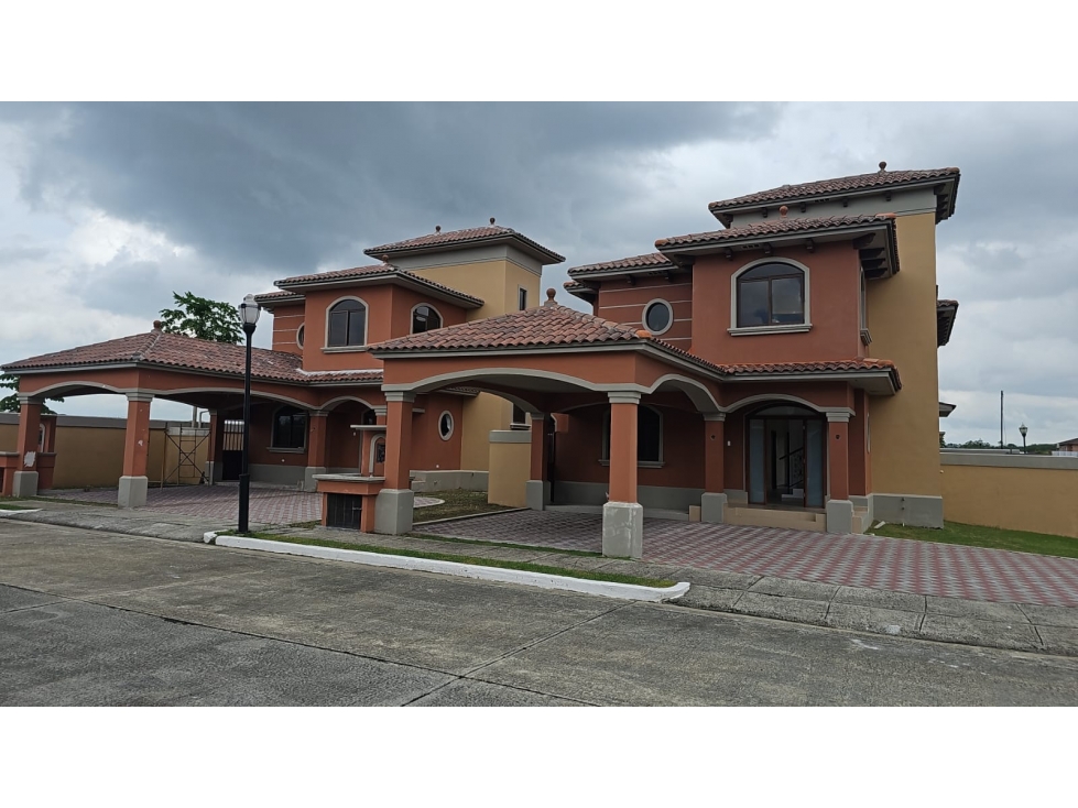 VENTA CASA EL DORAL COSTA SUR