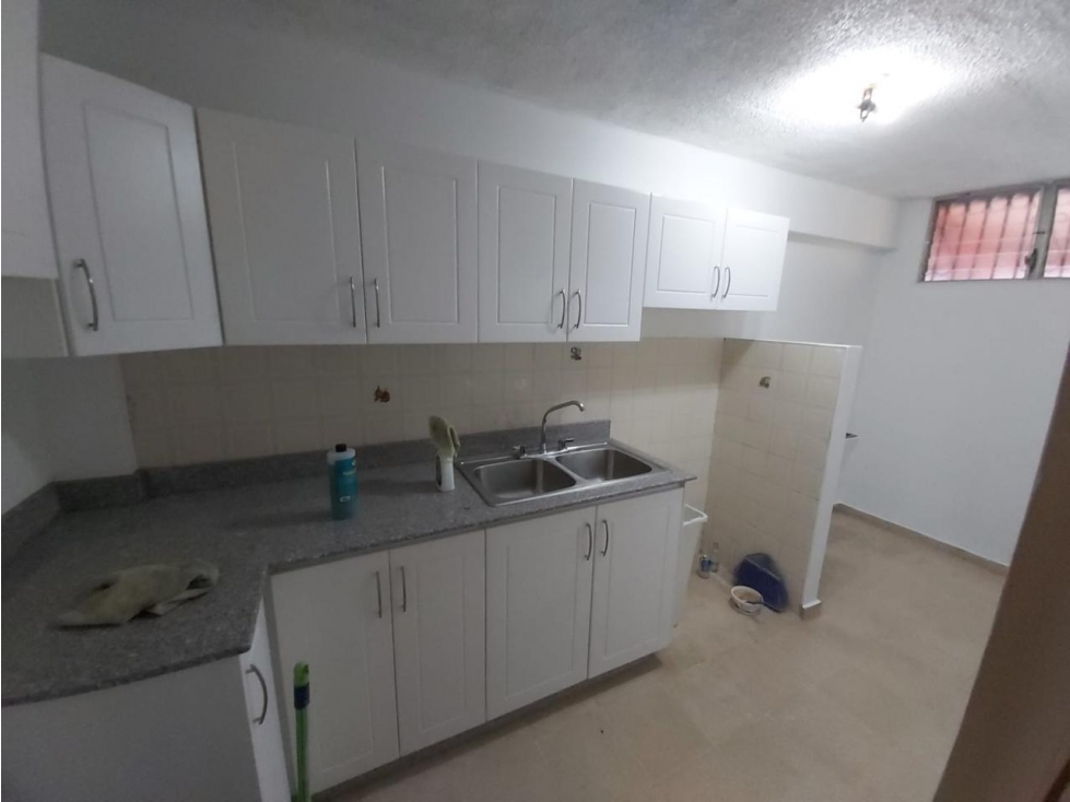 ALQUILER APARTAMENTO PLAZA CAROLINA — foto 4