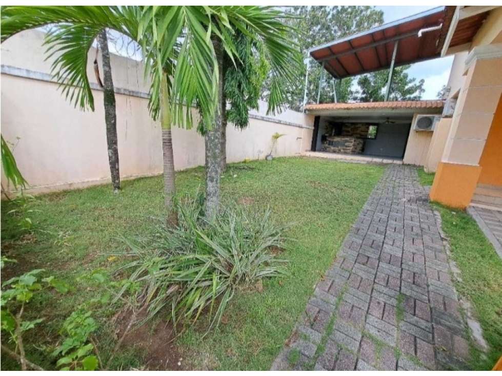 ALQUILER CASA VILLA LUCRE — foto 5