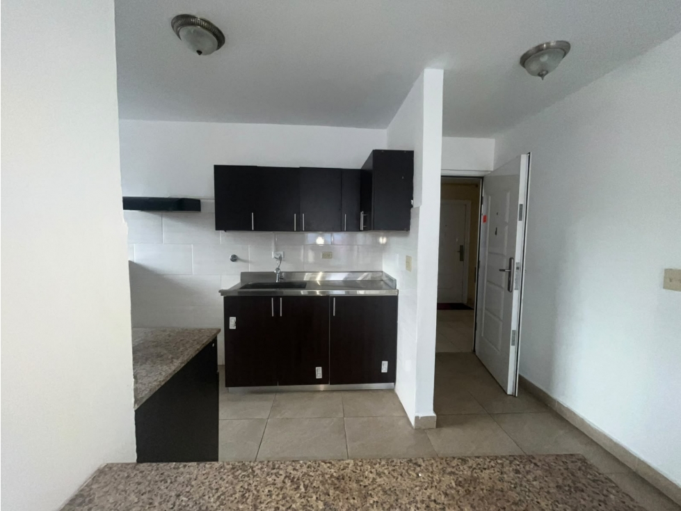 VENTA APARTAMENTO MIRAFLORES — foto 2