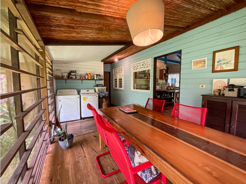 VENTA CASA DE PLAYA BOCAS DEL TORO - 5