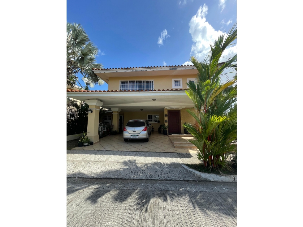 VENTA CASA BRISAS DEL GOLF PH VILLA ALTA