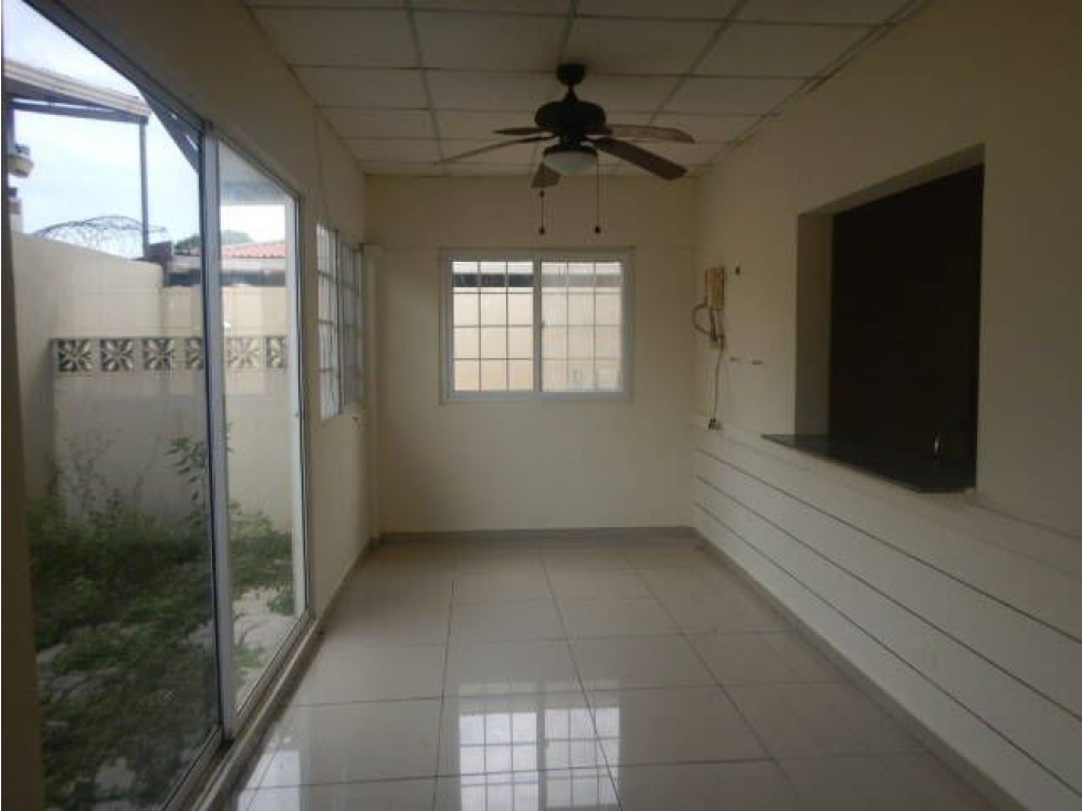VENTA CASA LA CHORRERA - 3