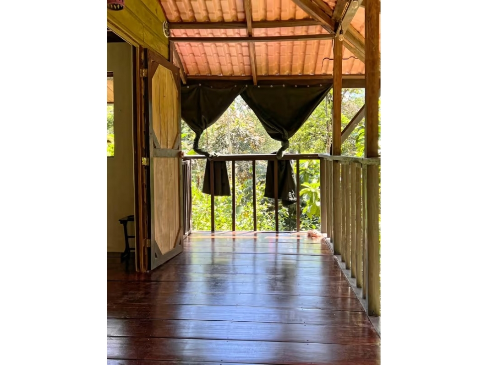VENTA CASA BOCAS DEL TORO ISLA COLON - 6