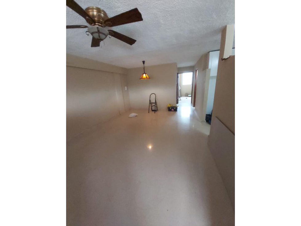 ALQUILER APARTAMENTO PLAZA CAROLINA