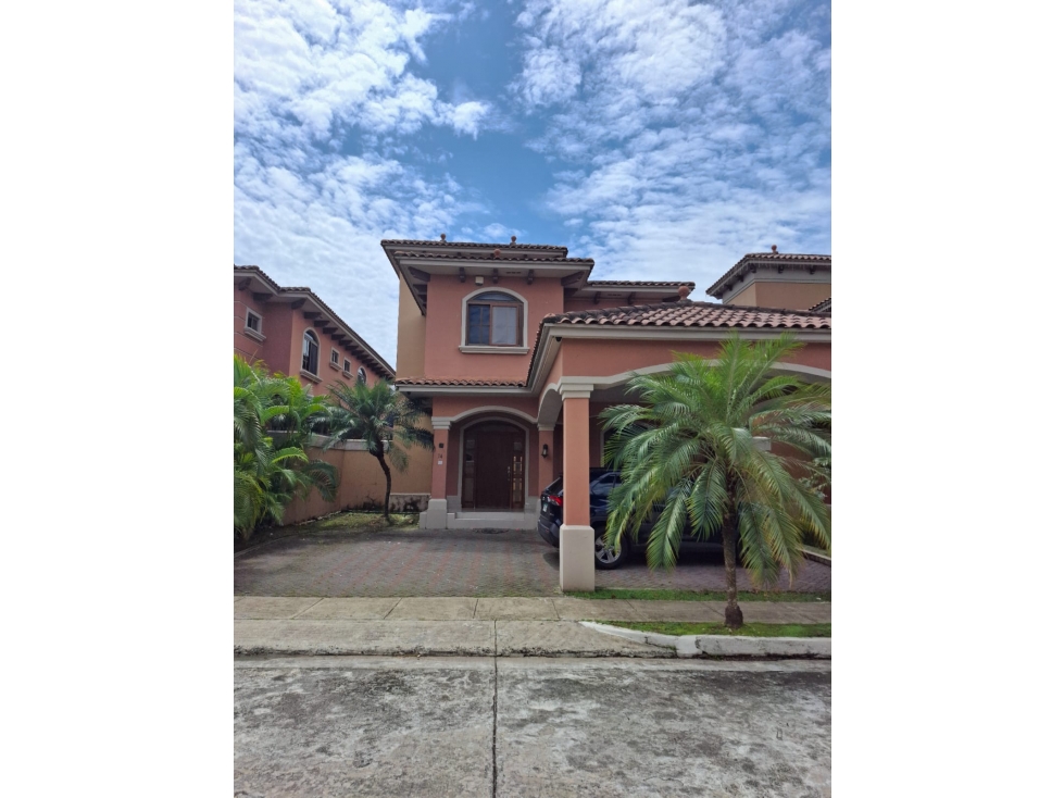 VENTA CASA COSTA SUR EL DORAL