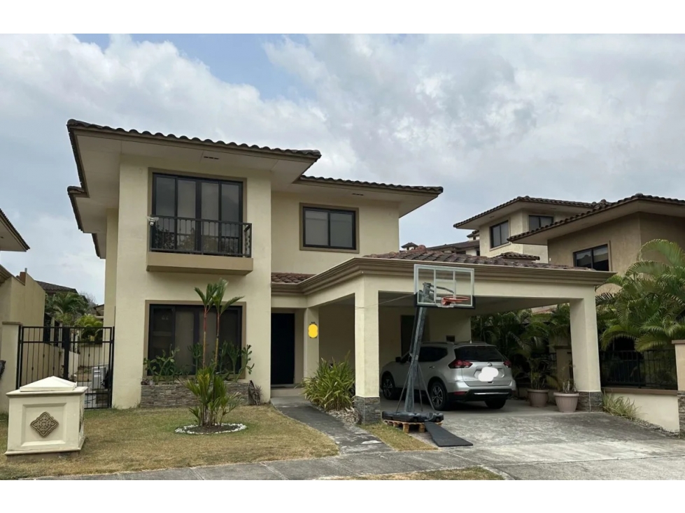 VENTA CASA CLAYTON EMBASSY CLUB