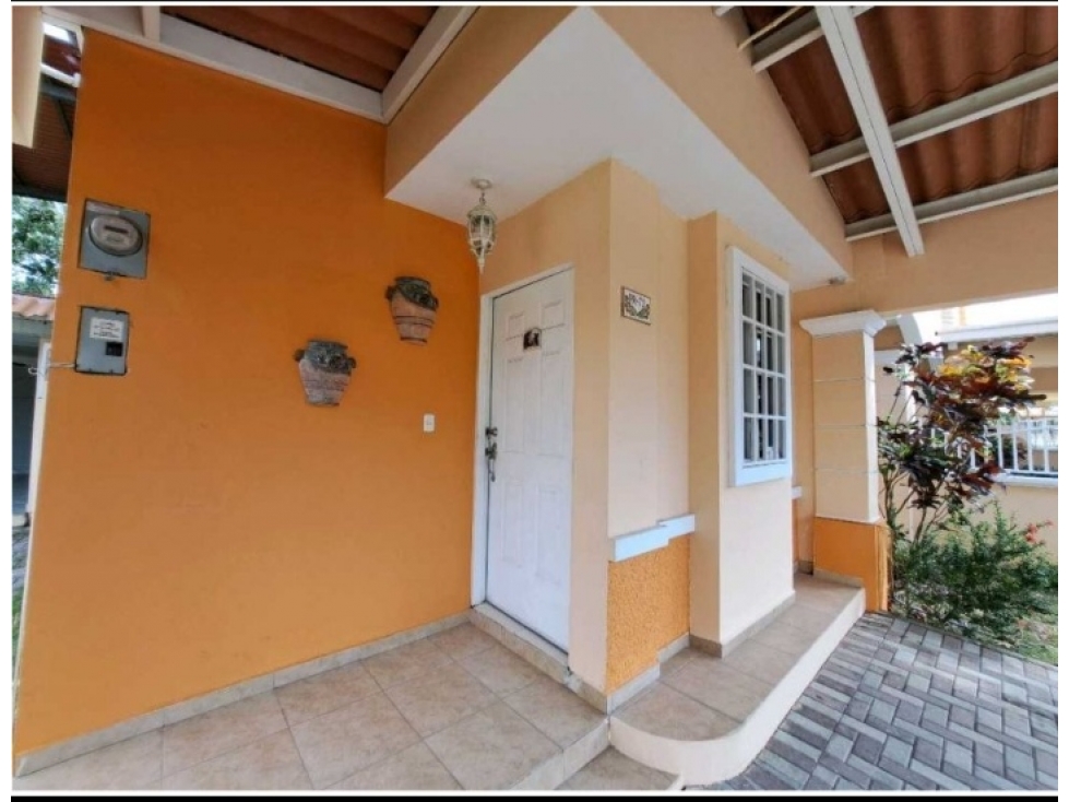 ALQUILER CASA VILLA LUCRE — foto 2