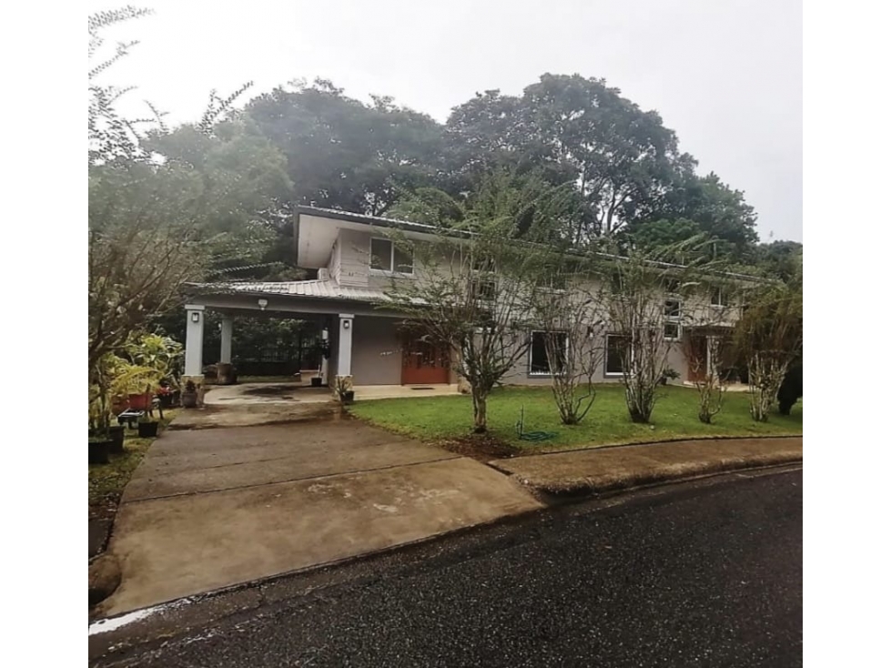VENTA CASA CLAYTON