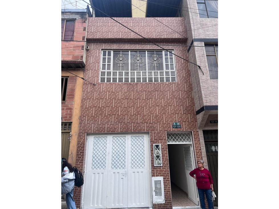CASA EN VENTA MARCO FIDEL SUAREZ