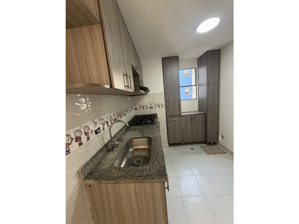 APTO EN ARRIENDO EN MARSELLA — foto 2