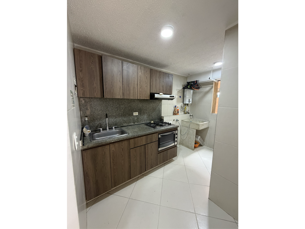 APARTAMENTO EN ARRIENDO RESERVA DE LAS AMERICAS — foto 2