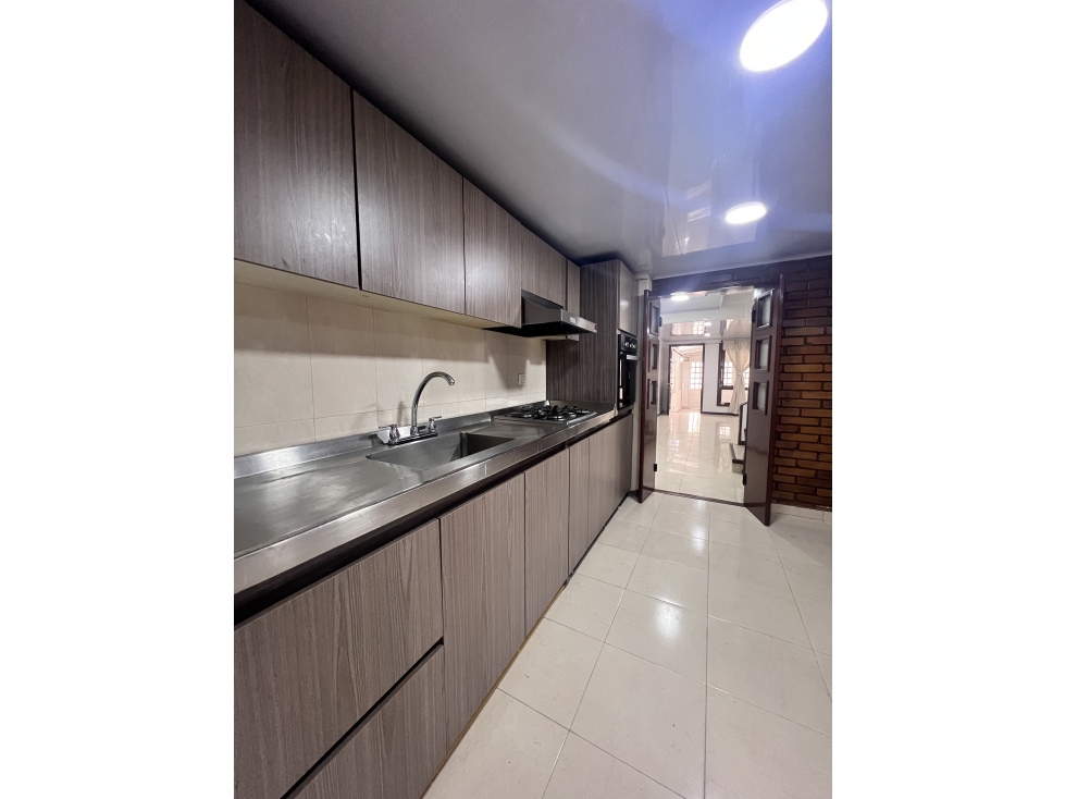 CASA ARRIENDO UBICADA EN MARSELLA — foto 5