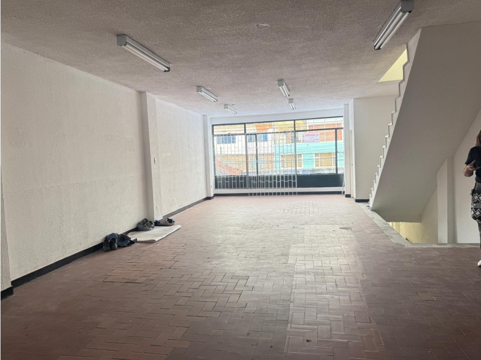 LOCAL EN ARRIENDO EL KENNEDY — foto 4
