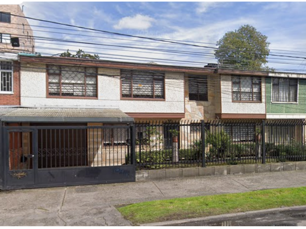 CASA EN VENTA EN NORMANDIA 217 mts