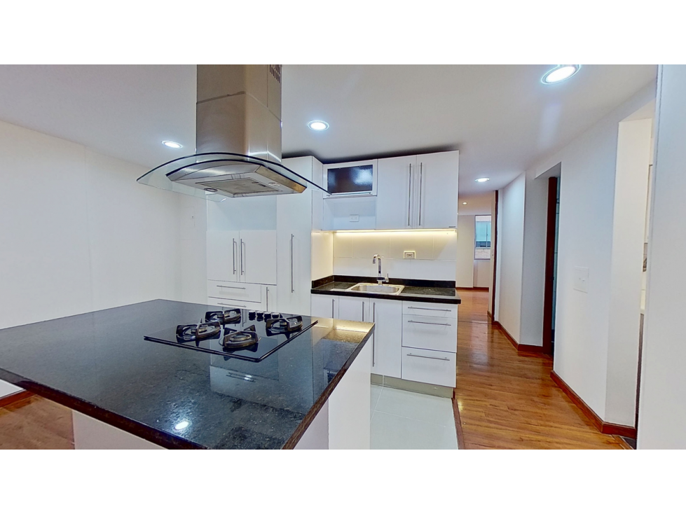 Apartamento en venta en Santa Bárbara Central, Usaquén — foto 3
