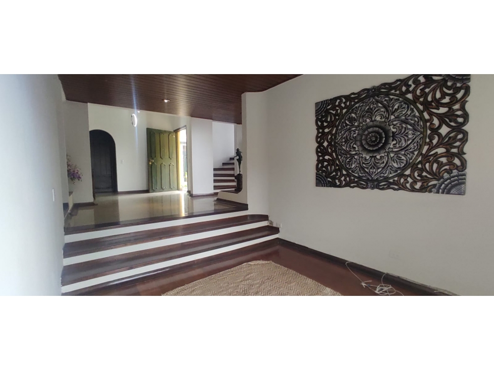 BOSQUE DE PINOS CASA EN VENTA