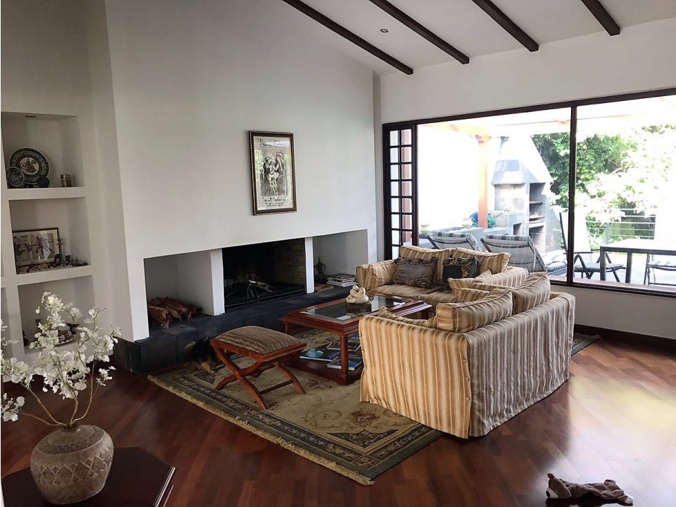 SANTA ANA ORIENTAL CASA EN VENTA GRAN JARDÍN — foto 2