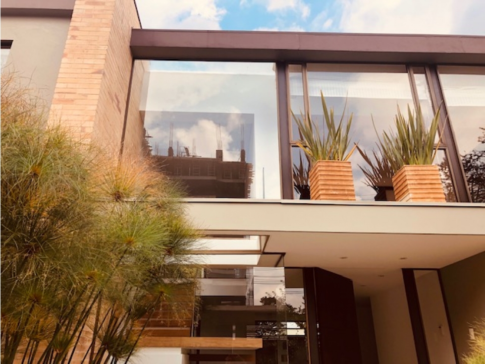 SANTA ANA ORIENTAL LINDA Y MODERNA CASA EN VENTA — foto 3