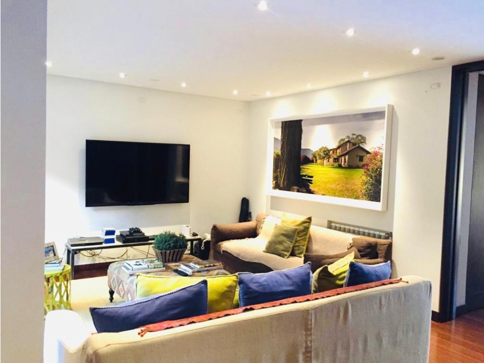 SANTA BARBARA ALTA, LINDA Y ESPECIAL CASA EN VENTA — foto 4
