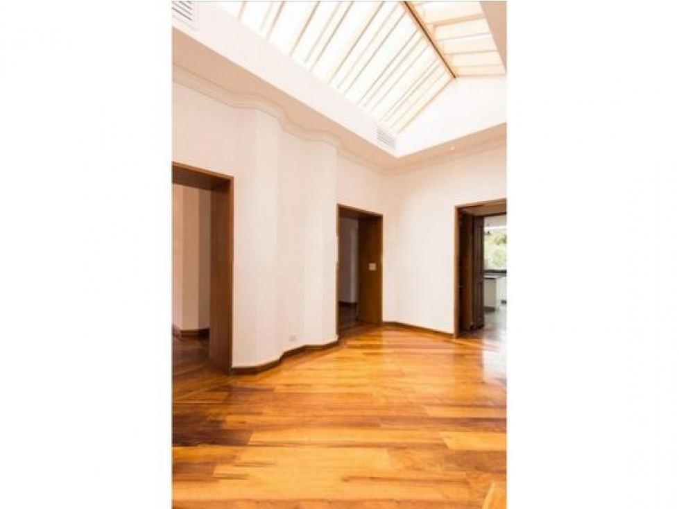 SANTA ANA ORIENTAL PENTHOUSE DUPLEX RENTA CUATRO ALCOBAS — foto 6