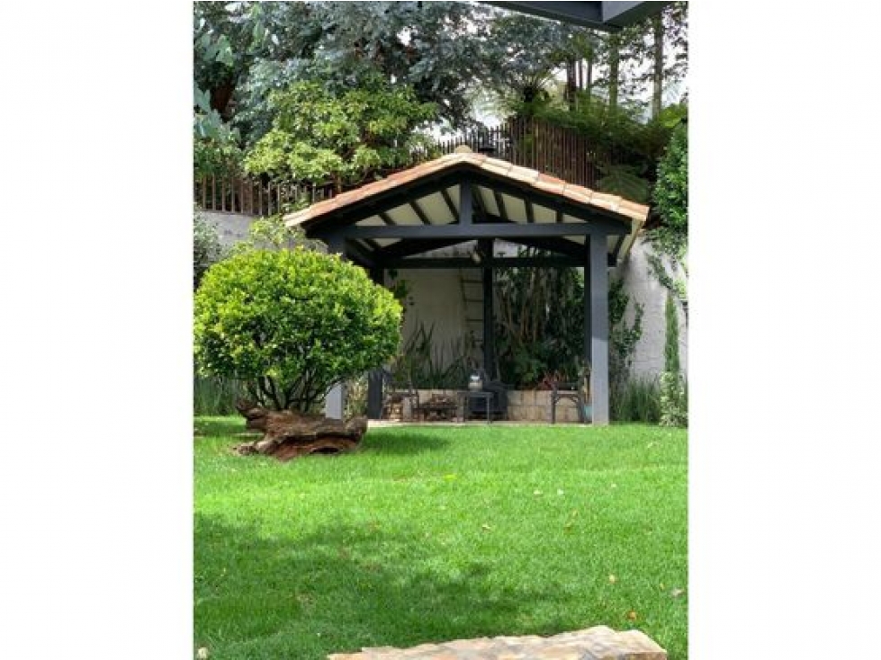 SANTA ANA ORIENTAL CASA EN VENTA LINDO JARDIN! — foto 2