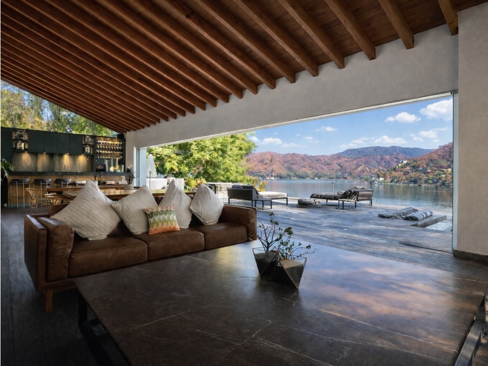 CASA EN VENTA EN LA PEÑA | VALLE DE BRAVO