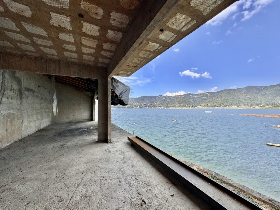 CASA EN VENTA | EN OBRA NEGRA | VALLE DE BRAVO | ACCESO AL LAGO — foto 5