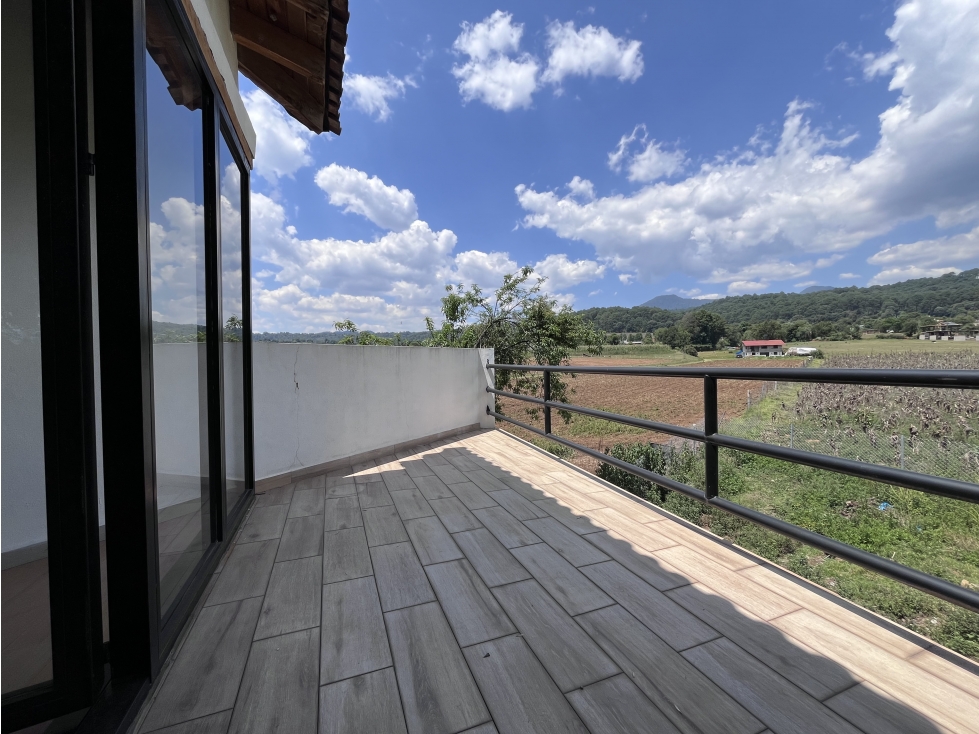 CASA EN RENTA I ACATITLAN I BALCÓN