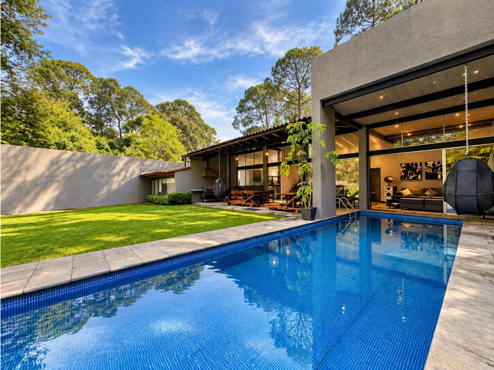 CASA EN VENTA | AVANDARO | JARDIN Y ALBERCA