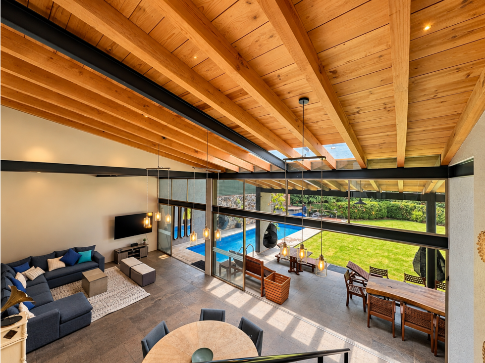 CASA EN VENTA | AVANDARO | JARDIN Y ALBERCA — foto 5