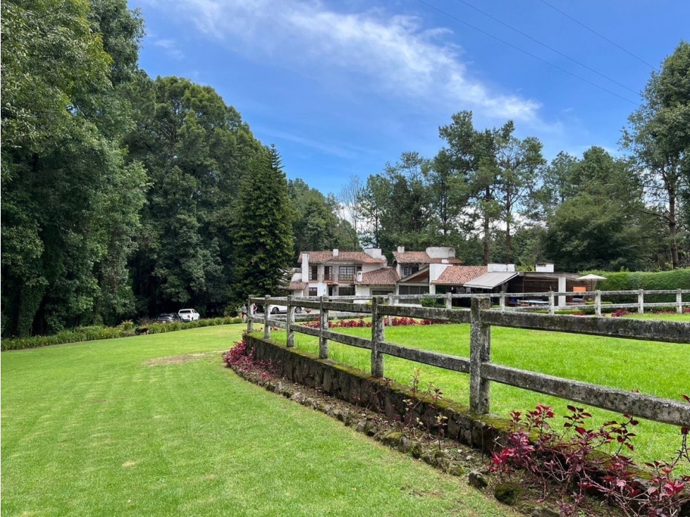 RANCHO EN VENTA, EN VALLE DE BRAVO, CON CABALLERIZAS Y PICADERO - 2