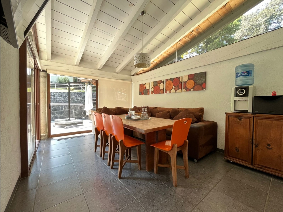 CASA EN VENTA I ALBERCA I JACUZZI I AMPLIO JARDIN I AVANDARO — foto 4