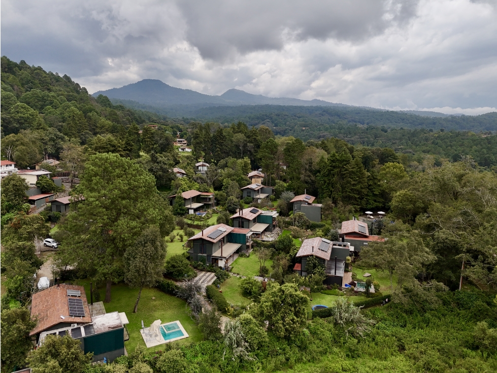 CASA EN RENTA | VALLE DE BRAVO | CONDOMINIO SUSTENTABLE