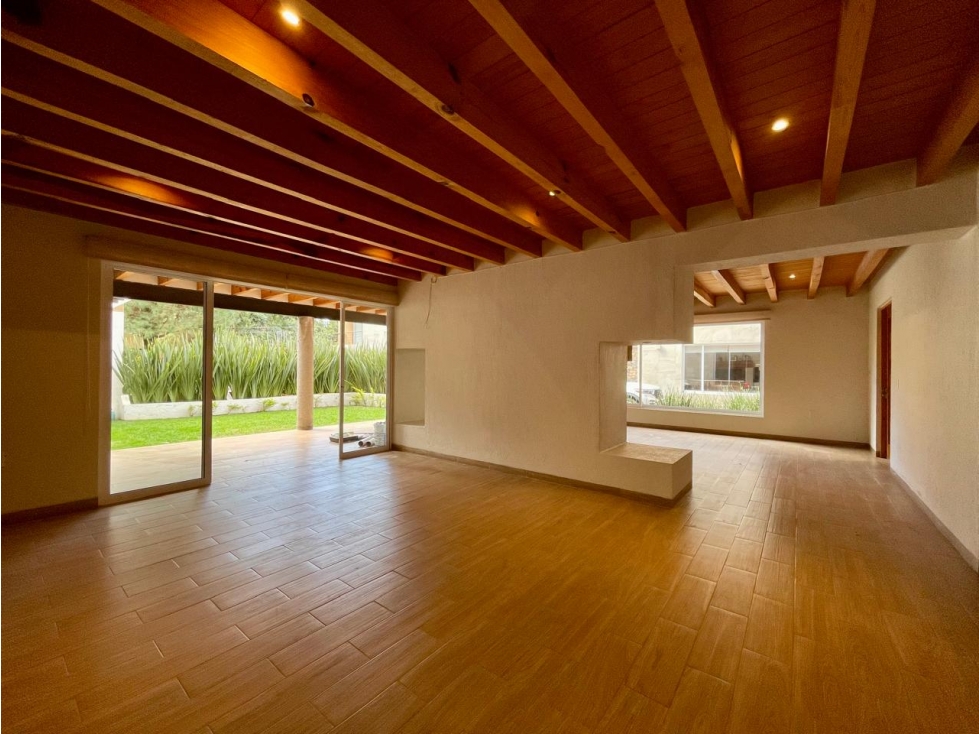 CASA EN RENTA AVANDARO I SIN MUEBLES I JARDIN I JACUZZI — foto 5
