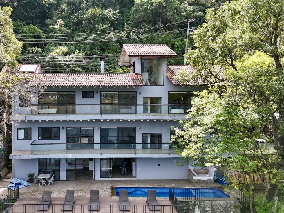 CASA EN VENTA | ACCESO AL LAGO | VALLE DE BRAVO — foto 2