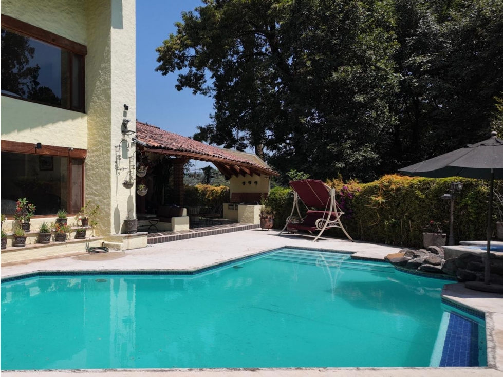 CASA EN VENTA EN AVANDARO I VALLE DE BRAVO