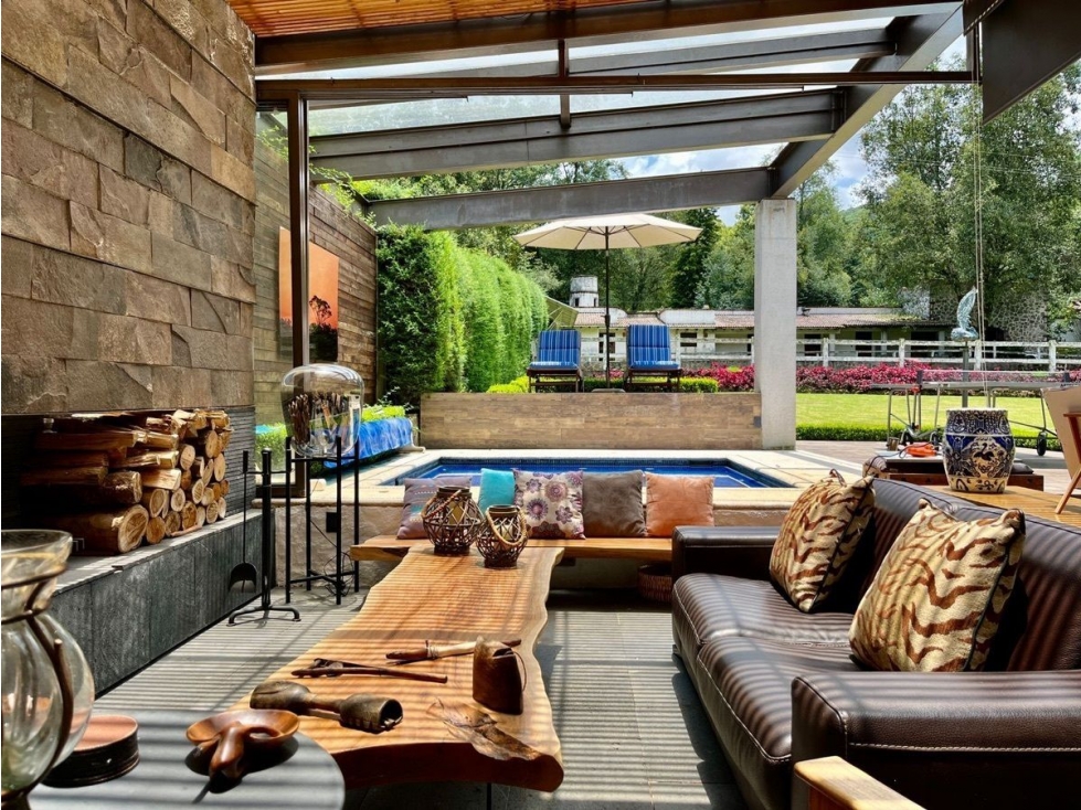 RANCHO EN VENTA, EN VALLE DE BRAVO, CON CABALLERIZAS Y PICADERO - 5