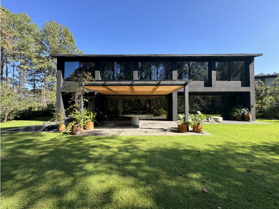CASA EN VENTA EN RANCHO AVANDARO, PARA ESTRENAR