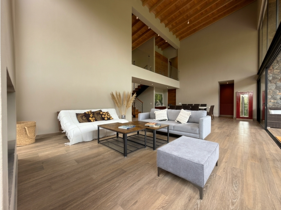 CASA EN VENTA | VALLE SANTANA | VALLE DE BRAVO | JARDIN — foto 3