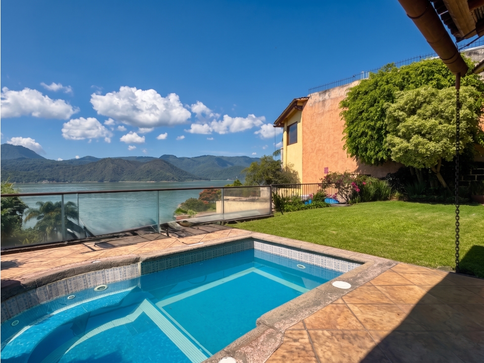 CASA EN VENTA | LA PEÑA SUR | VALLE DE BRAVO | LAGO | JARDIN | ALBERCA — foto 3