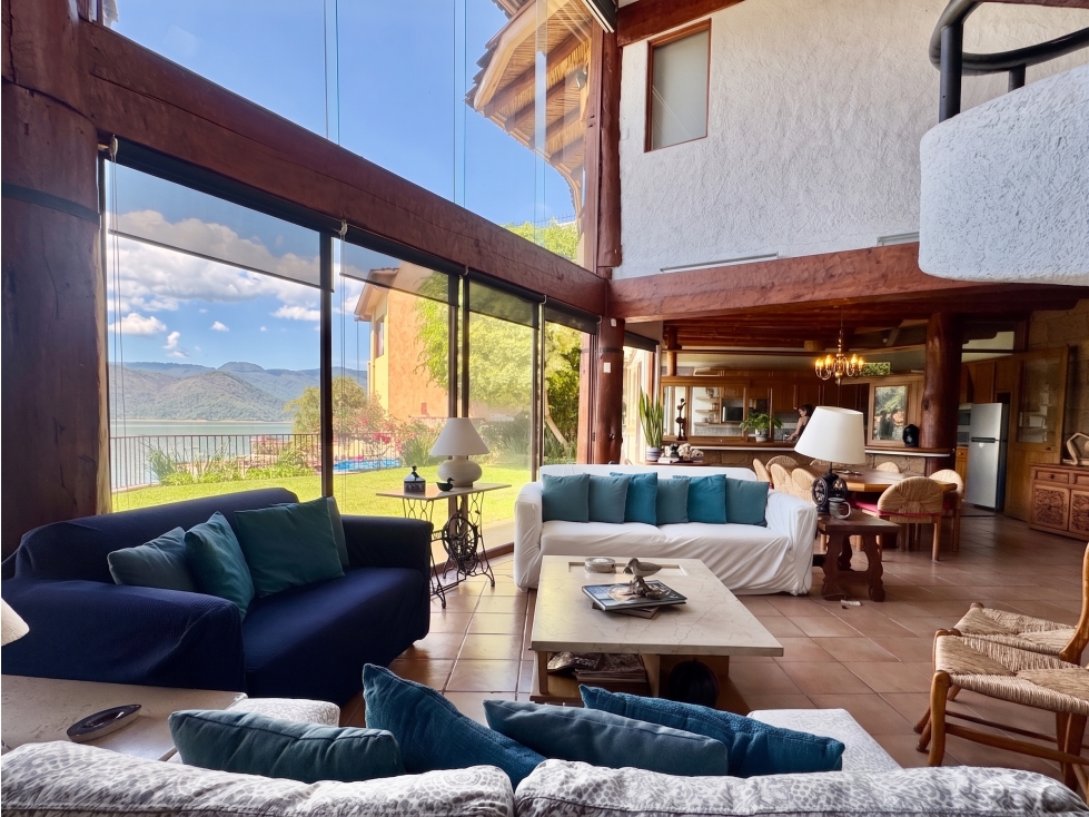 CASA EN VENTA | LA PEÑA SUR | VALLE DE BRAVO | LAGO | JARDIN | ALBERCA