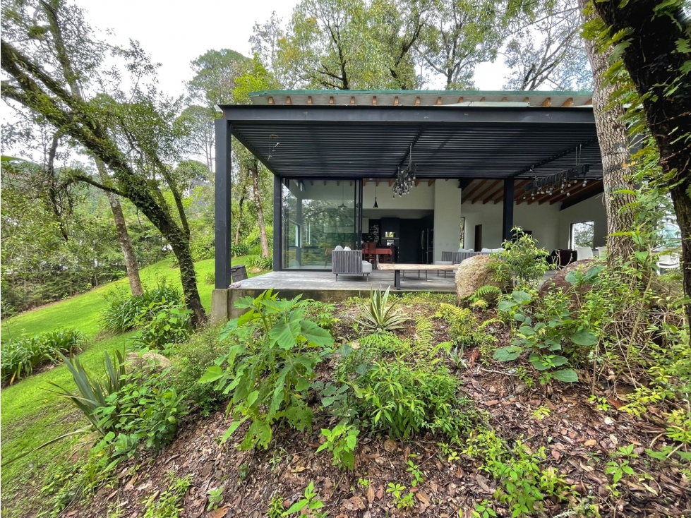 CASA EN VENTA | CERCA DEL CLUB DE GOLF | 3,890 m2 | AVÁNDARO — foto 4