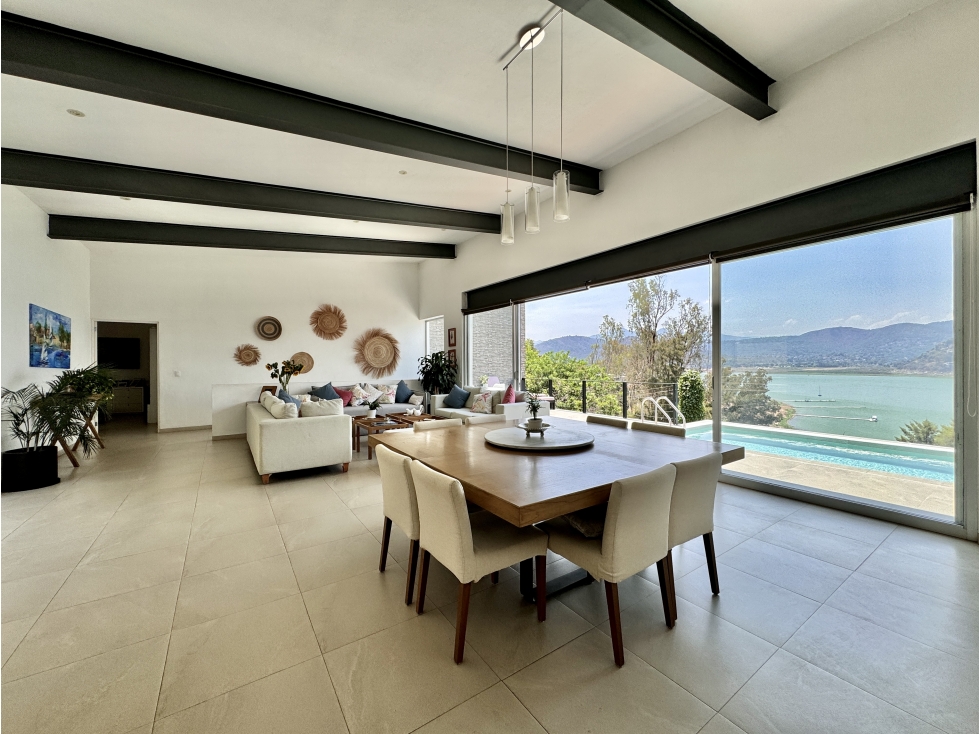 CASA EN VENTA I SAN GASPAR I VISTA AL LAGO Y LA PEÑA I VALLE DE BRAVO — foto 2