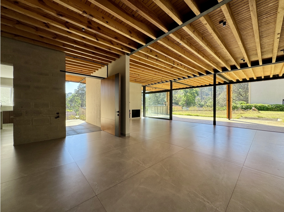 CASA EN VENTA EN AVANDARO | JARDIN | JACUZZI | CONDOMINIO — foto 6