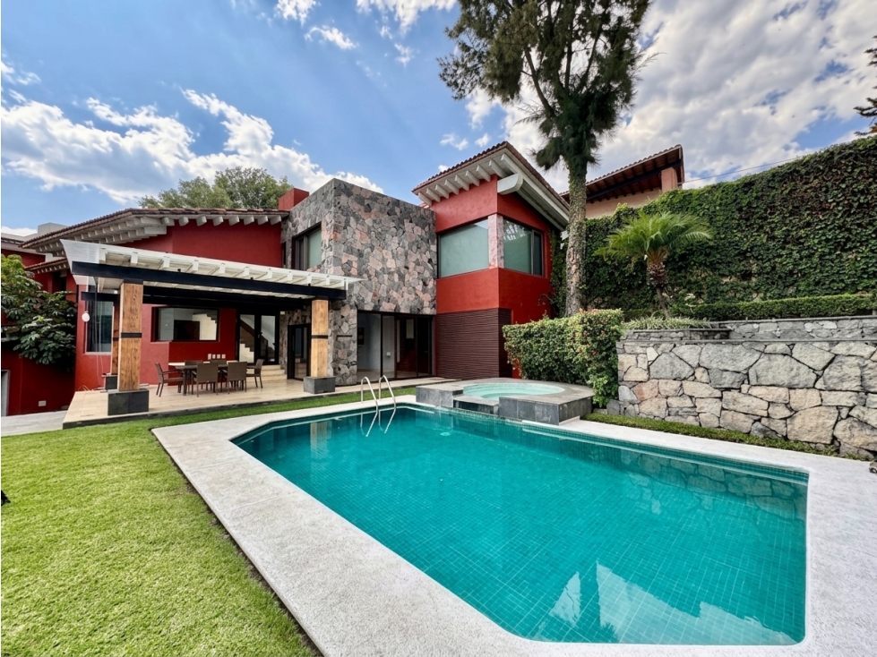 CASA EN VENTA | VALLE DE BRAVO | VISTA AL LAGO | PADEL | ALBERCA — foto 2