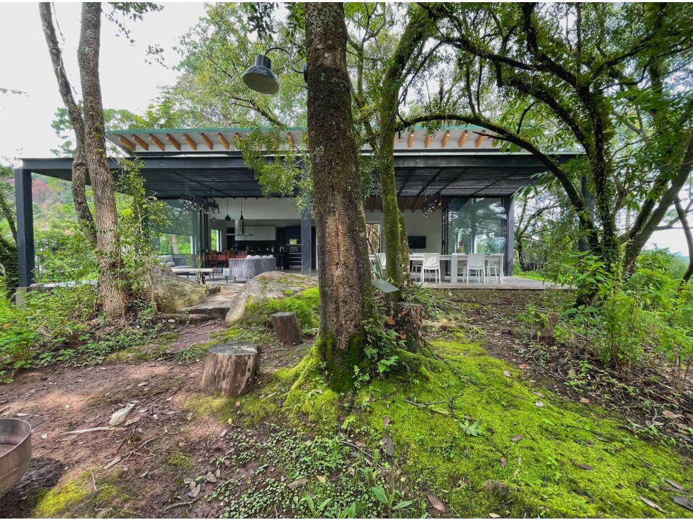 CASA EN VENTA | CERCA DEL CLUB DE GOLF | 3,890 m2 | AVÁNDARO — foto 2