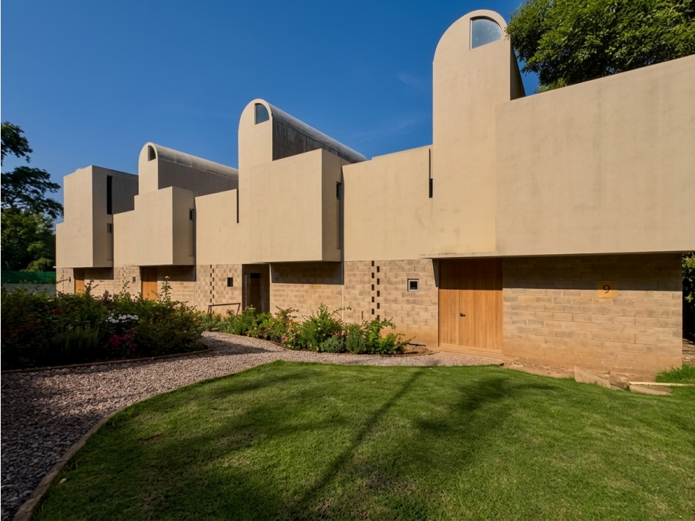 CASA NUEVA EN VENTA | PUEBLO | VALLE DE BRAVO - 2