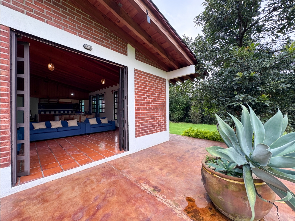 CASA EN RENTA CERRO GORDO | VALLE DE BRAVO | AVÁNDARO | JARDIN PLANO — foto 3